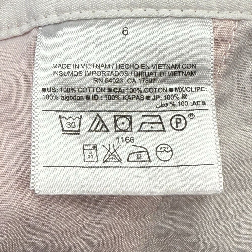 Old Navy Everyday Shorts Womens Size 6 Chino Pink Print Mid Rise 100% Cotton - Picture 3 of 9